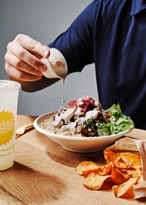 gusto! - healthy bowls & wraps by null