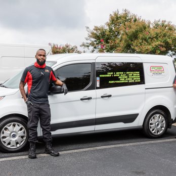 PIT Crew Auto Glass - Auto Glass Services Near Me - Norcross, Georgia