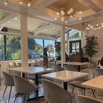 Sweet Maple - Interior - Breakfast & Brunch Near Me - Cupertino, California