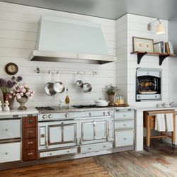 Built-In Distributors - La Cornue Chateau, hood & rotisserie