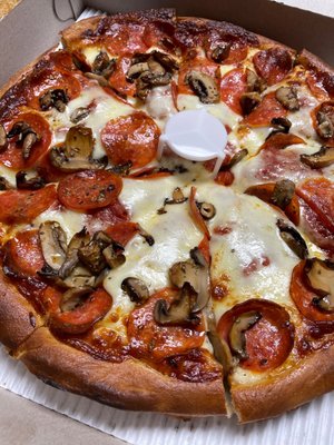 Rizzi's by null