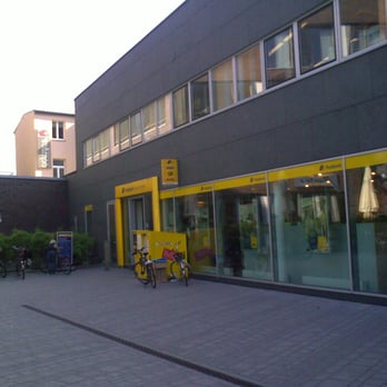 Deutsche Post - Die Post postmodern, diese Architektur sieht in zehn Jahren allerdings schon wieder ganz alt aus. - Shipping Centers Near Me - Hamburg, HH