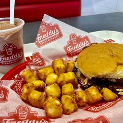 Freddy's Frozen Custard & Steakburgers
