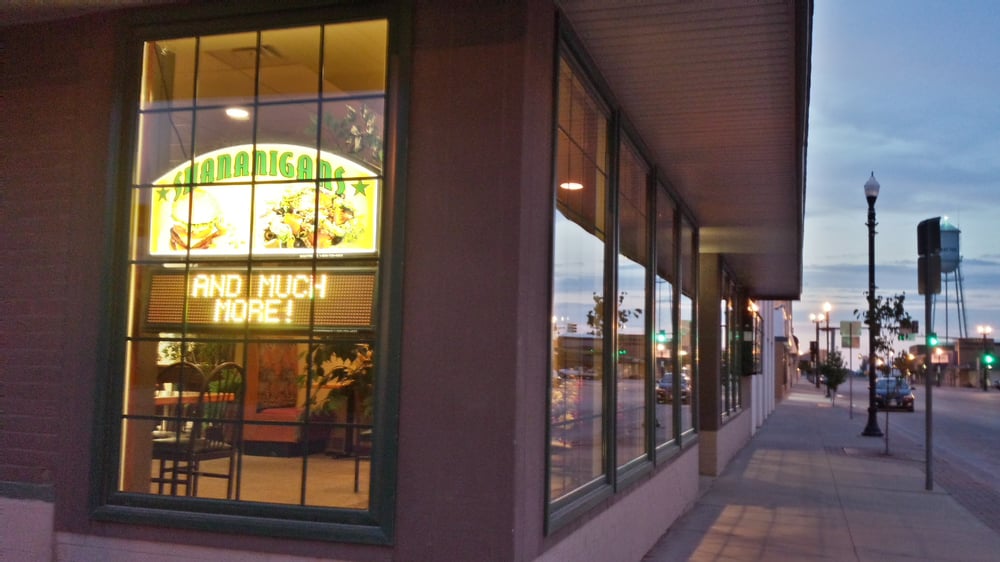 SHENANIGANS Updated September 2024 16 Reviews 547 Hill Ave