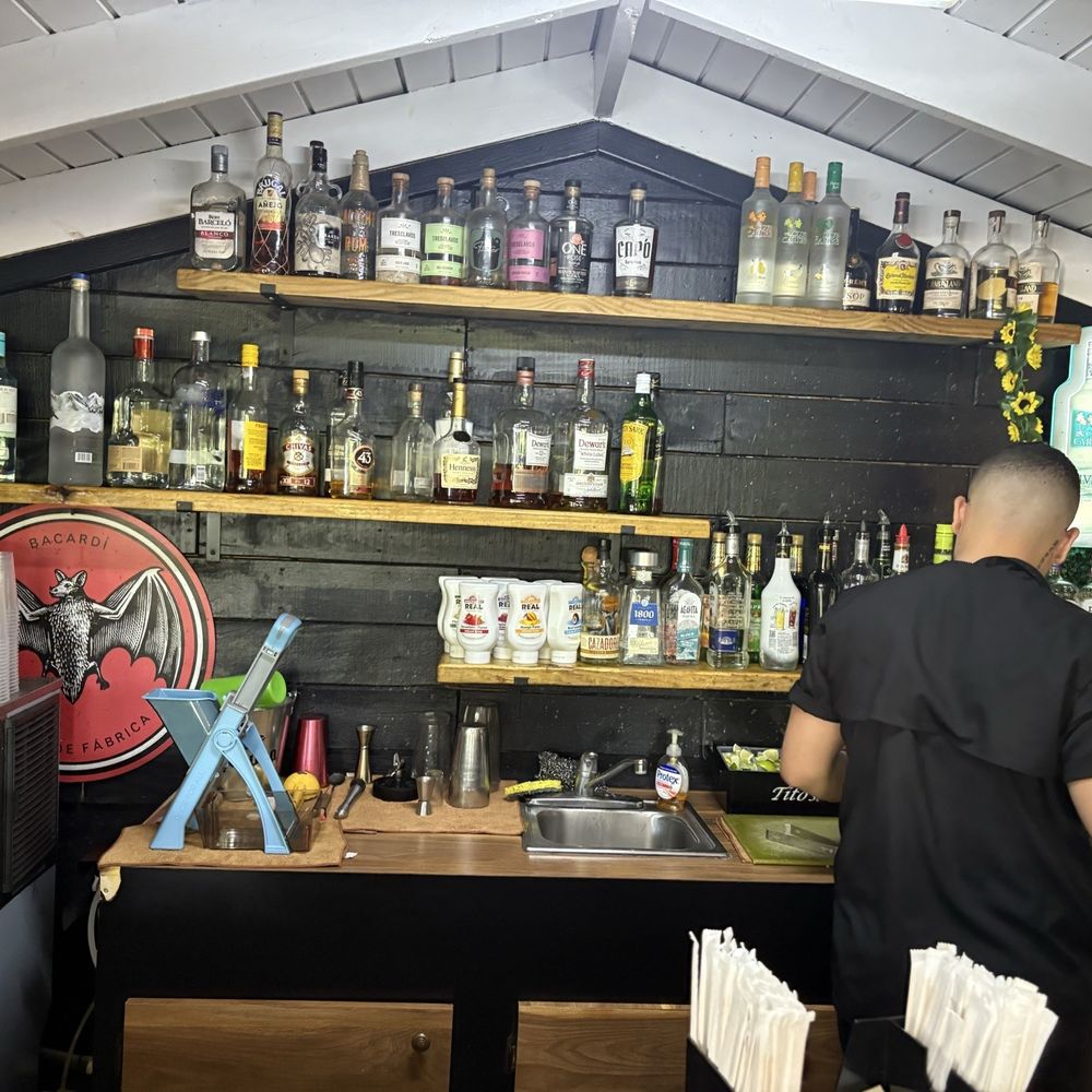 Lechonera El Mojito - Barbeque Near Me - Cayey, Puerto Rico