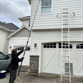 JR Widow Scrub - Window Washing Near Me JR Widow Scrub - Window Washing Near Me