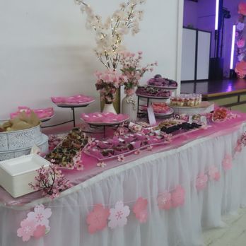 Masa's Cafeteria - Dessert table - Venues & Event Spaces Near Me - Honolulu, Hawaii