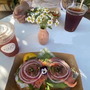 Arvo Café - Salmon bagel, avocado toast & tea - Cafes Near Me - Honolulu, Hawaii