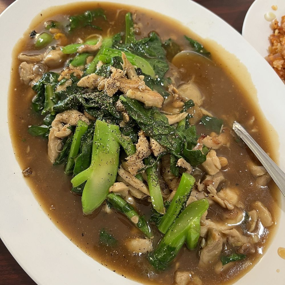 Vientiane Lao Thai - Rad Na - Thai Near Me - Garden Grove, California Vientiane Lao Thai - Rad Na - Thai Near Me - Garden Grove, California