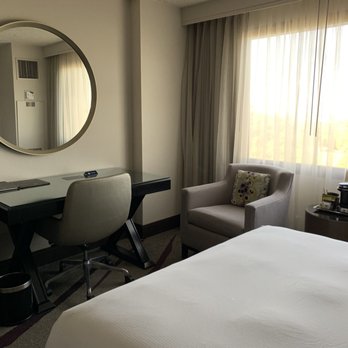 Hilton Long Beach - Hotels Near Me - Long Beach, California Hilton Long Beach - Hotels Near Me - Long Beach, California