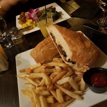 Bocaditos Bistro - El cubano - Breakfast & Brunch Near Me - New York, New York