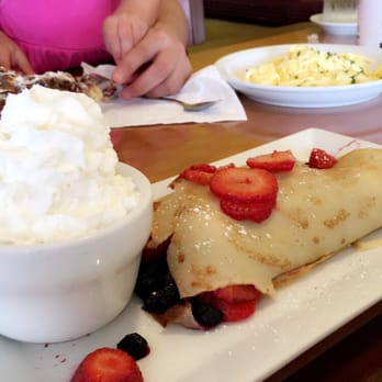 Le Peep - The most perfect crepe that you ever did see! - Breakfast & Brunch Near Me - Edison, New Jersey Le Peep - The most perfect crepe that you ever did see! - Breakfast & Brunch Near Me - Edison, New Jersey