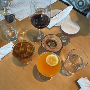 Nell Thorn Restaurant & Pub - Drinks & wine - New American Near Me - La Conner, Washington