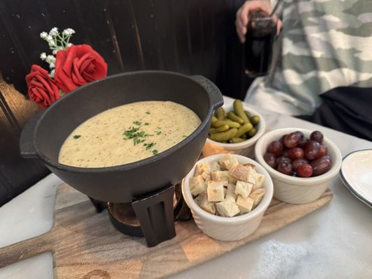 Cheesetique by null
