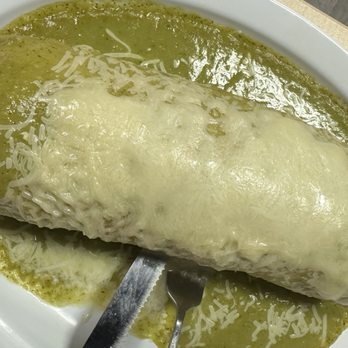 Lopez Taqueria - Veggie Wet Burrito with Green Sauce - Mexican Near Me - Sunnyvale, California Lopez Taqueria - Veggie Wet Burrito with Green Sauce - Mexican Near Me - Sunnyvale, California
