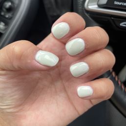 Thick dip powder, cut skin around nails, and some powder/polish leftover.