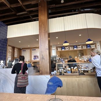 Levain Bakery - Inside - Bakeries Near Me - Los Angeles, California Levain Bakery - Inside - Bakeries Near Me - Los Angeles, California