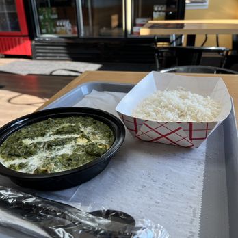 Pizza & Curry - Rice and paneer - Pizza Near Me - Cockeysville, Maryland Pizza & Curry - Rice and paneer - Pizza Near Me - Cockeysville, Maryland