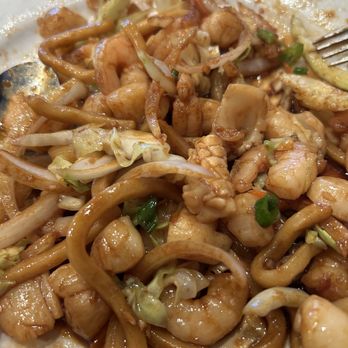 Dumpling Yo! - Seafood Fried Thick noodles - Dim Sum Near Me - Sacramento, California Dumpling Yo! - Seafood Fried Thick noodles - Dim Sum Near Me - Sacramento, California