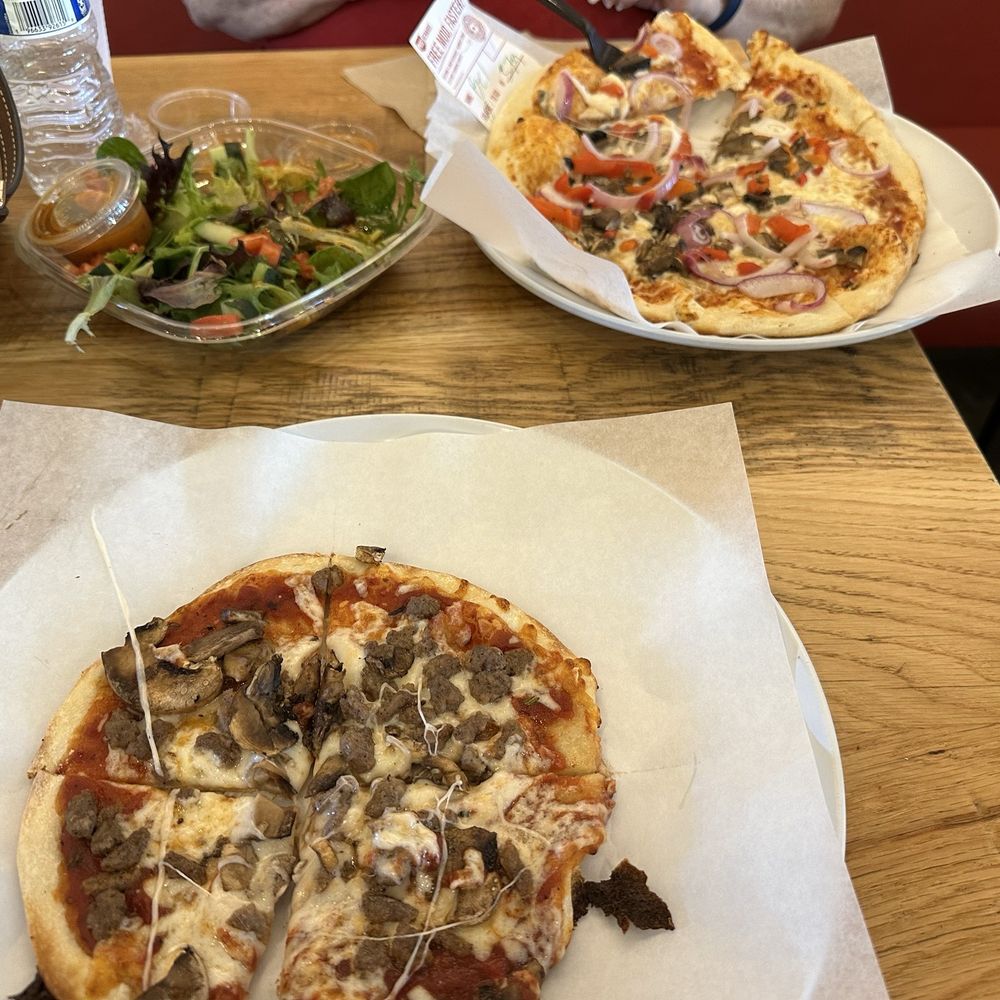 MOD Pizza - Mom got sort of a veggie pizza with a side salad and I got beef and mushroom. - Pizza Near Me - Terrell, Texas MOD Pizza - Mom got sort of a veggie pizza with a side salad and I got beef and mushroom. - Pizza Near Me - Terrell, Texas