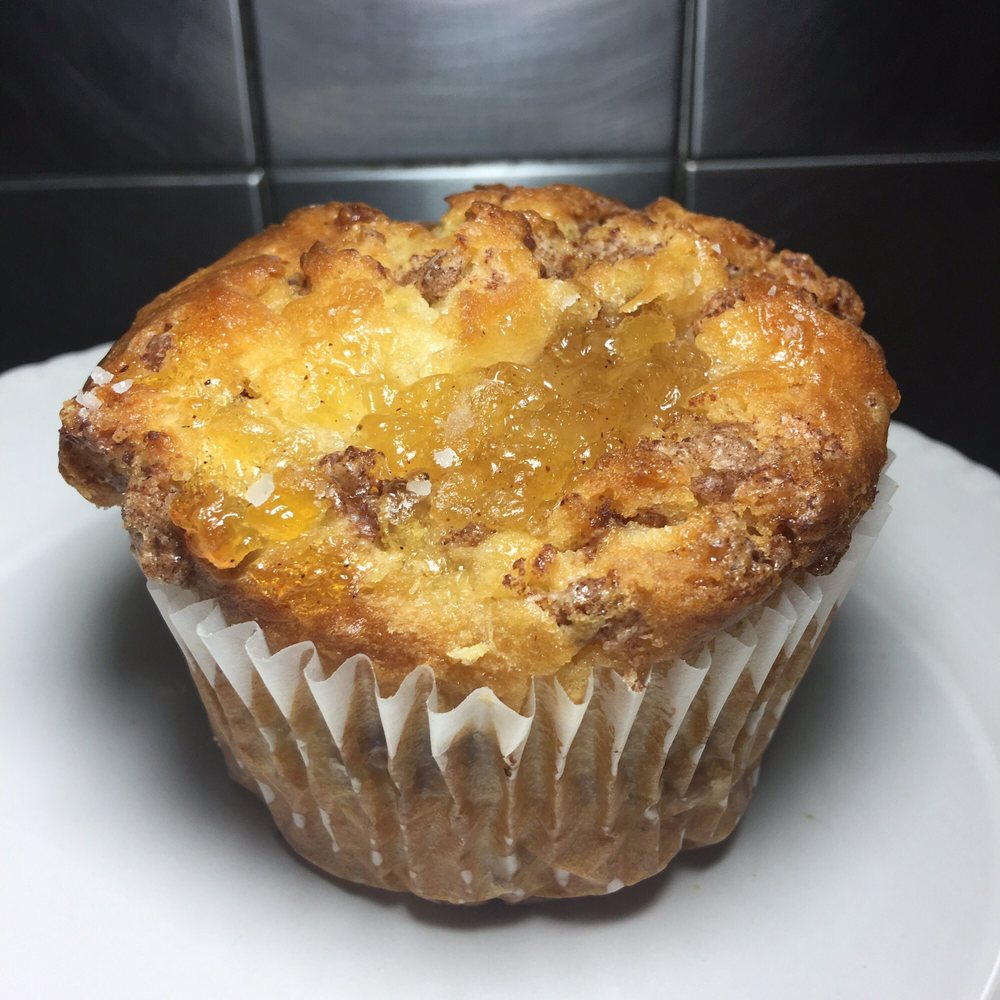 Pinckney Bakery - a muffin on a plate - Bakeries Near Me - Pinckney, Michigan Pinckney Bakery - a muffin on a plate - Bakeries Near Me - Pinckney, Michigan