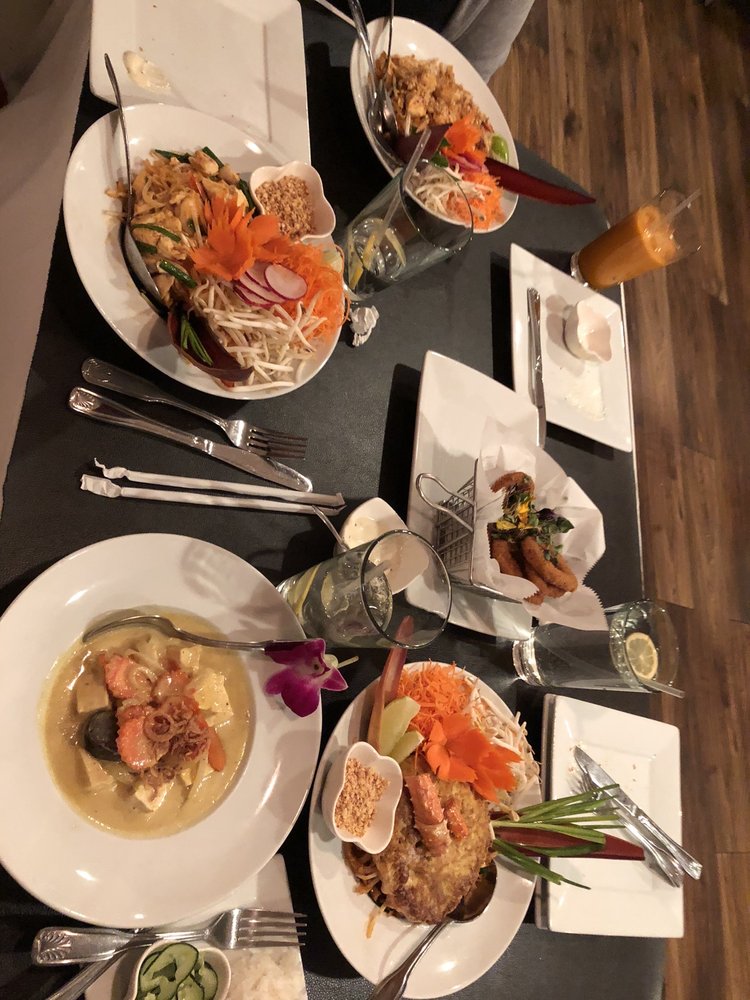The Green Leaf Thai Cuisine