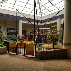 Foothills Mall - Trampoline jump