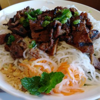 Phở Ca Dao - Vermicelli with steak tasted very fresh! - Vietnamese Near Me - Poway, California
