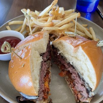 1 Pico - Wagyu Burger - New American Near Me - Santa Monica, California