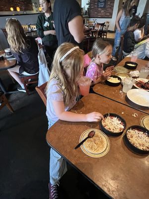 Selma's Chicago Pizzeria & Tap Room by null