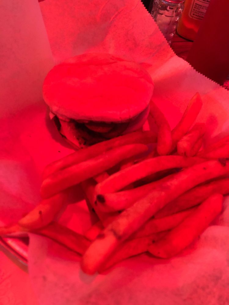 DOG HOUSE LOUNGE 13 Reviews Nightlife 1646 Asbury Rd, Dubuque, IA