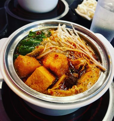 Lepot Chinese Hotpot by null