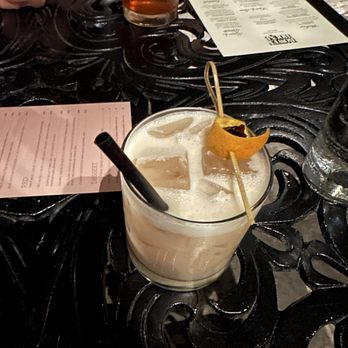 Bowen House - Ambrosia island - Cocktail Bars Near Me - Dallas, Texas Bowen House - Ambrosia island - Cocktail Bars Near Me - Dallas, Texas