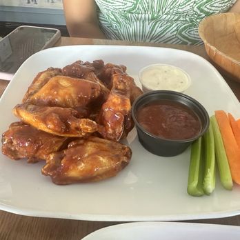 The Hot Buffalo - honey BBQ traditional wings - New American Near Me - Supply, North Carolina The Hot Buffalo - honey BBQ traditional wings - New American Near Me - Supply, North Carolina