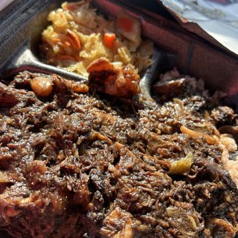John’s Caribbean Soul Food - Oxtail Dinner with rice and cabbage - Soul Food Near Me - LaGrange, Georgia John’s Caribbean Soul Food - Oxtail Dinner with rice and cabbage - Soul Food Near Me - LaGrange, Georgia