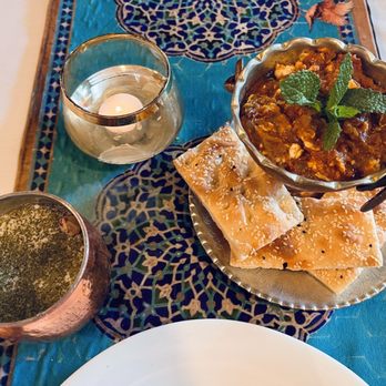 Queen of Persia - Eggplant tomato in garlic sauce - Persian/Iranian Near Me - Toronto, Ontario Queen of Persia - Eggplant tomato in garlic sauce - Persian/Iranian Near Me - Toronto, Ontario
