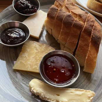 The Dapper Goose - Cheese plate - New American Near Me - Buffalo, New York