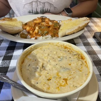 Flying Fish - Corn chowder, Shrimp Jambalaya - Seafood Near Me - Memphis, Tennessee