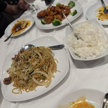 Lao Sze Chuan - Orange Chicken Fried Rice Or Lo Mein / - Szechuan Near Me - Houston, Texas Lao Sze Chuan - Orange Chicken Fried Rice Or Lo Mein / - Szechuan Near Me - Houston, Texas