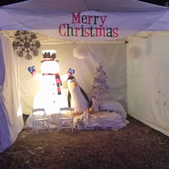 Pinto's Farm - Snowman - Venues & Event Spaces Near Me - Miami, Florida