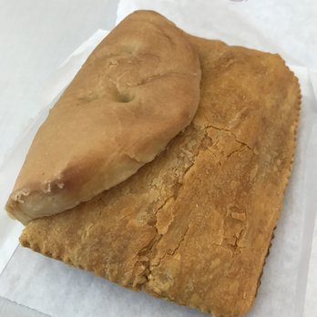 Clovesz Caribbean Box - Beef patty and coco bread (they need larger coco bread) - Caribbean Near Me - Garden City, New York Clovesz Caribbean Box - Beef patty and coco bread (they need larger coco bread) - Caribbean Near Me - Garden City, New York