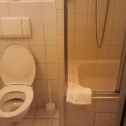 Basic Hotel Ostseehalle