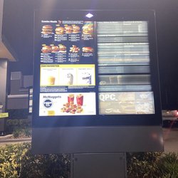 McDonald's - Screen needs to be fixed