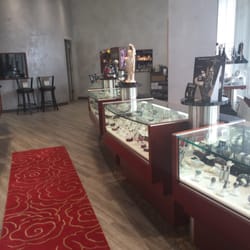 Vogue Jewelers