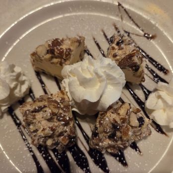 Donato'S Restaurant And Pizza - Pizza Near Me - Woodside, New York