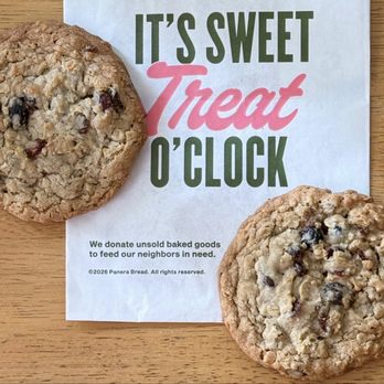 Panera Bread - Chewy oats, tart cranberries, and a little bit of sunshine in every bite. (・‿・)The Cranberry Oatmeal Cookies here are so good! - Salad Near Me - St Johns, Florida Panera Bread - Chewy oats, tart cranberries, and a little bit of sunshine in every bite. (・‿・)The Cranberry Oatmeal Cookies here are so good! - Salad Near Me - St Johns, Florida