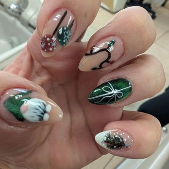 Nails 2000 - Christmas Nails - Nail Salons Near Me - Cupertino, California