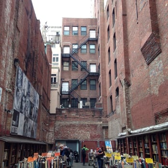 Brattle Book Shop - Bookstores Near Me - Boston, Massachusetts