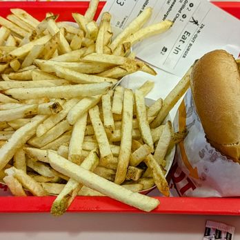 In-N-Out Burger - Fast Food Near Me - San Diego, California