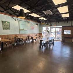Paina Cafe - Clean and simple dining